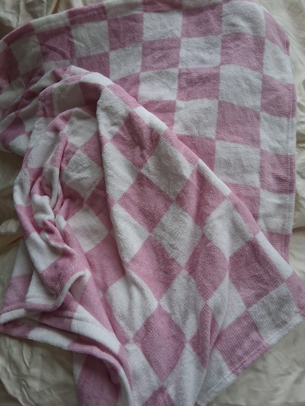 Soft Pink & White Check  Throw Blanket Free With $20 Purchase